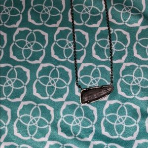 Kendra Scott Jewelry - Kendra Scott necklace Kendra Scott Jewelry - Kendra Scott necklace